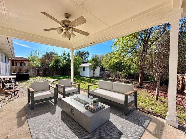 2417 Hallie LN, Round Rock, TX 78664