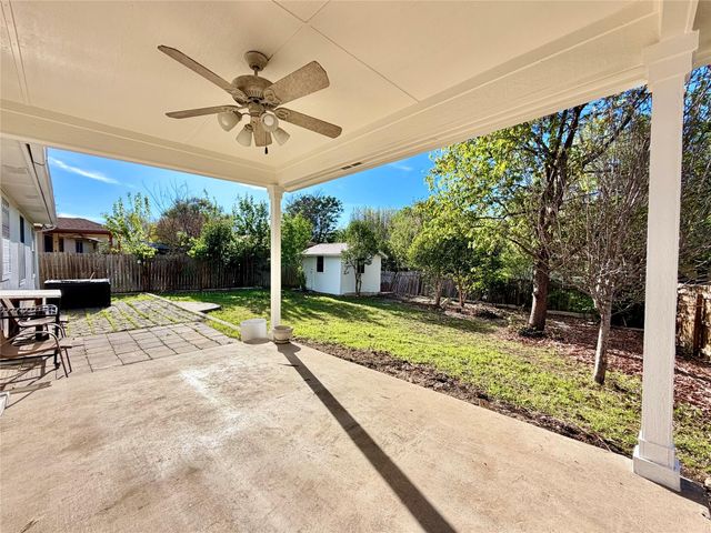 2417 Hallie LN, Round Rock, TX 78664