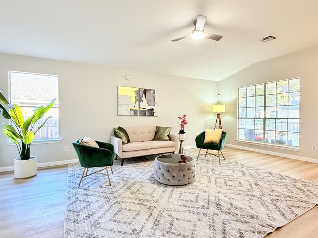 2417 Hallie LN, Round Rock, TX 78664