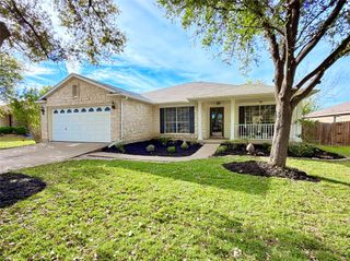 2417 Hallie LN, Round Rock, TX 78664