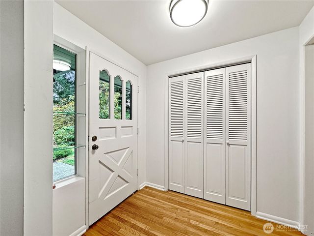 7920 NE 26th Street, Medina, WA 98039