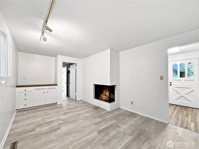 7920 NE 26th Street, Medina, WA 98039