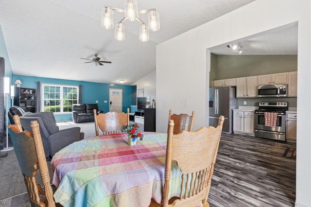 6306 Leslie Anne Court, Grove City, OH 43123