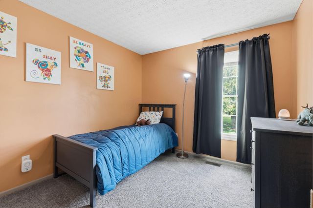 6306 Leslie Anne Court, Grove City, OH 43123