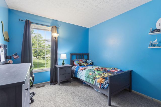6306 Leslie Anne Court, Grove City, OH 43123