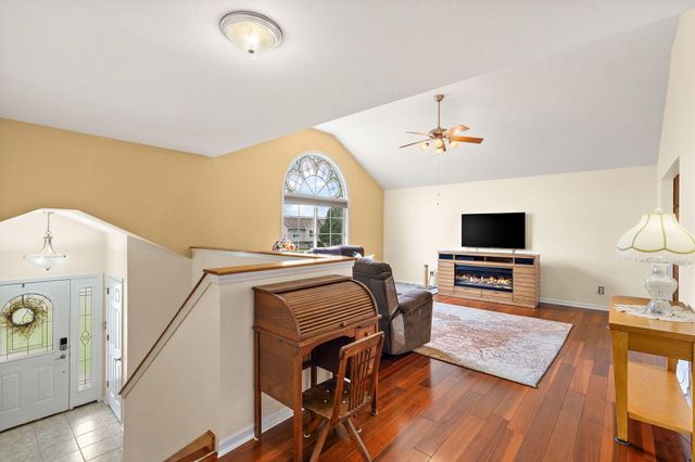 12825 Stevenson Street, Cedar Lake, IN 46303