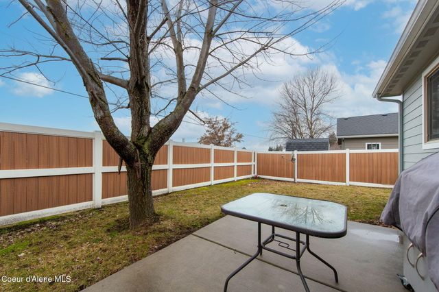 14743 N Nixon LOOP, Rathdrum, ID 83858