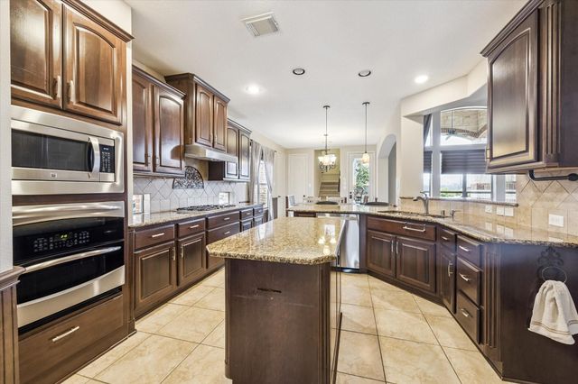 9119 Brownwood Bend Court, Cypress, TX 77433