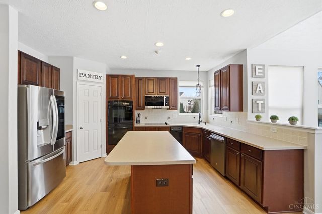 6973 Cottonwood Court, Hamilton Twp, OH 45039