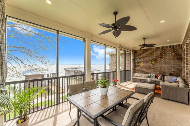 462 Bridgelanding, Onalaska, TX 77360