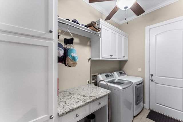 462 Bridgelanding, Onalaska, TX 77360