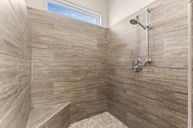 462 Bridgelanding, Onalaska, TX 77360