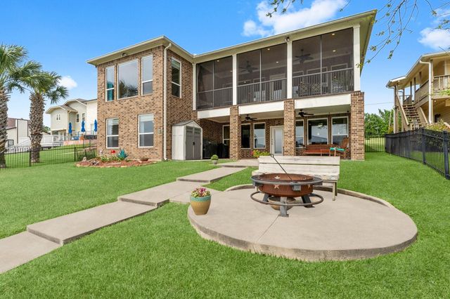 462 Bridgelanding, Onalaska, TX 77360