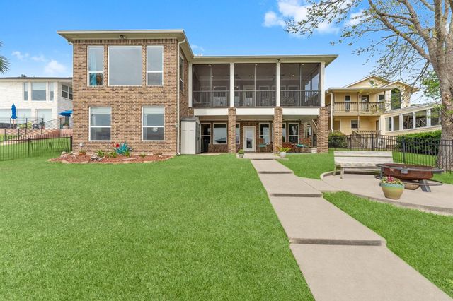 462 Bridgelanding, Onalaska, TX 77360