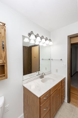 2544 Arrowhead Road S, Fargo, ND 58103
