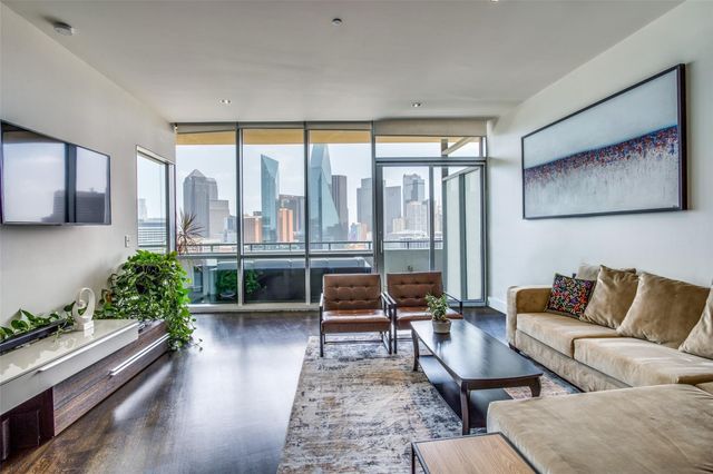 2200 Victory Avenue 1603, Dallas, TX 75219