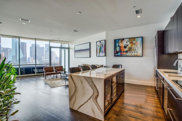 2200 Victory Avenue 1603, Dallas, TX 75219