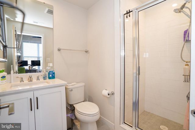 14301 BECKETT GLEN CIR, Chantilly, VA 20151