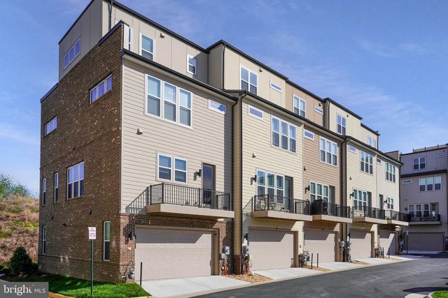 14301 BECKETT GLEN CIR, Chantilly, VA 20151