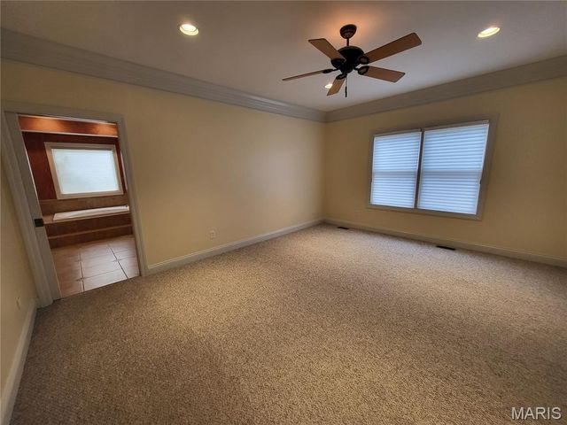 1 Crabapple Court, Olivette, MO 63132