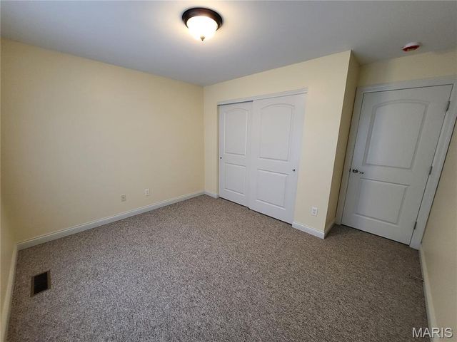 1 Crabapple Court, Olivette, MO 63132