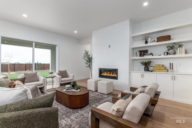 1435 N Shelby Ave, Eagle, ID 83616