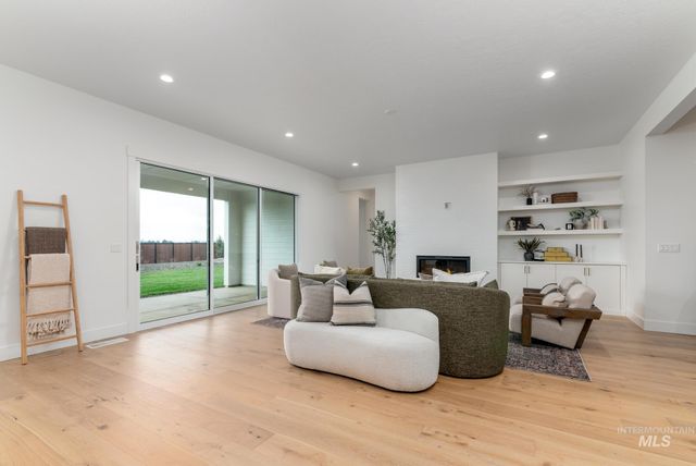 1435 N Shelby Ave, Eagle, ID 83616