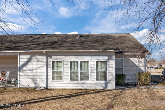 2552 Saddleback Drive A, Winterville, NC 28590