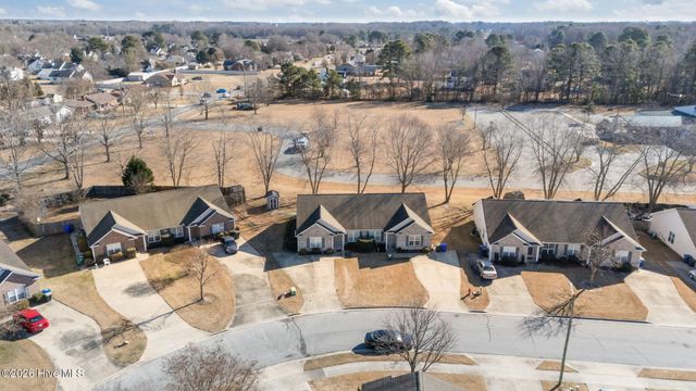 2552 Saddleback Drive A, Winterville, NC 28590