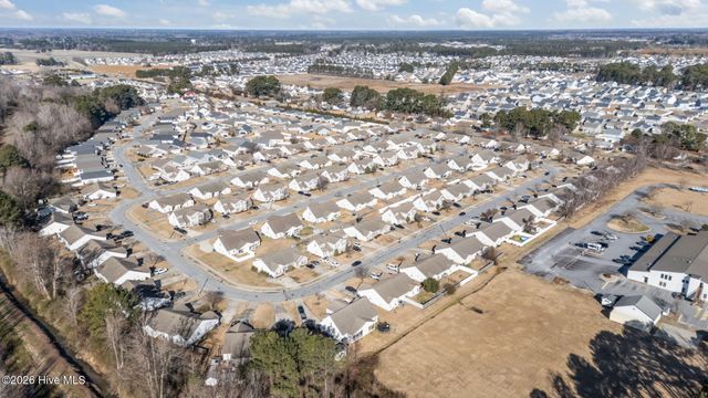 2552 Saddleback Drive A, Winterville, NC 28590