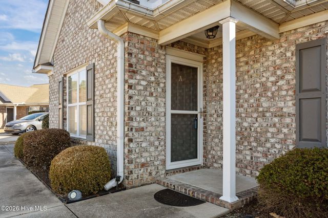 2552 Saddleback Drive A, Winterville, NC 28590