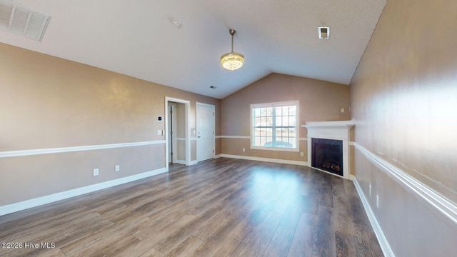 2552 Saddleback Drive A, Winterville, NC 28590