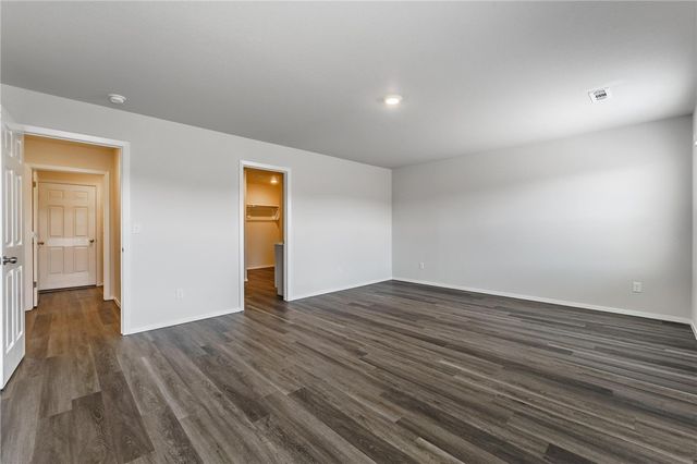 812 W Tanner Avenue, Siloam Springs, AR 72761