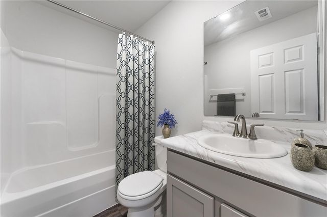 812 W Tanner Avenue, Siloam Springs, AR 72761