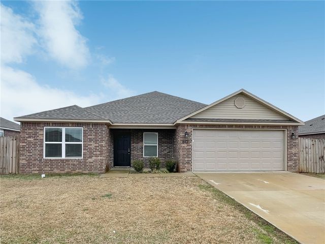 812 W Tanner Avenue, Siloam Springs, AR 72761