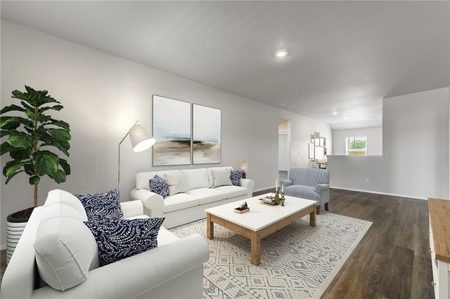 812 W Tanner Avenue, Siloam Springs, AR 72761