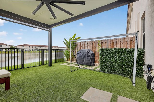 12808 NW 22nd Pl, Miami, FL 33167