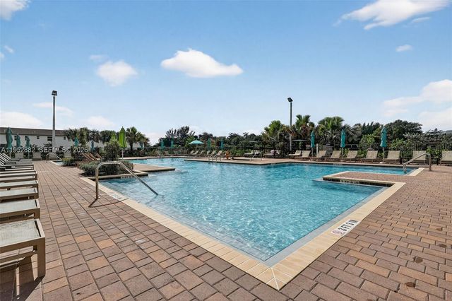 12808 NW 22nd Pl, Miami, FL 33167