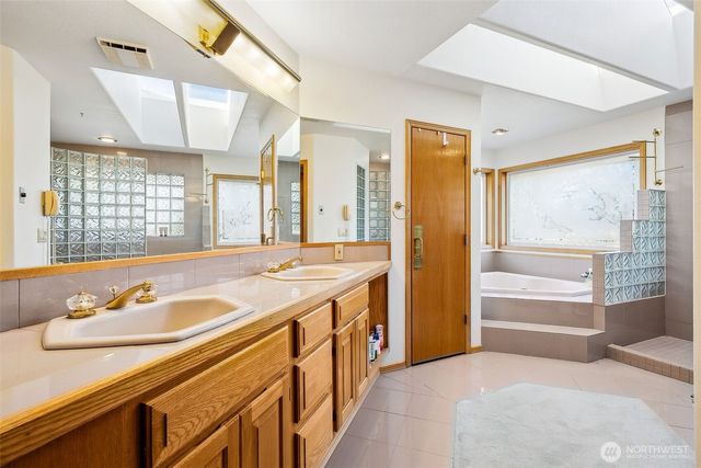 8115 224th Avenue E, Buckley, WA 98321