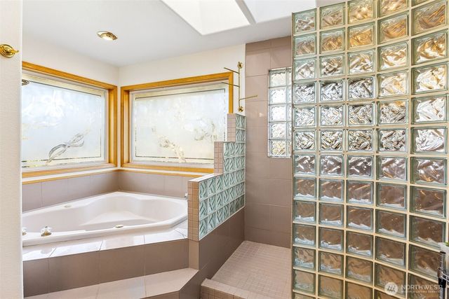 8115 224th Avenue E, Buckley, WA 98321