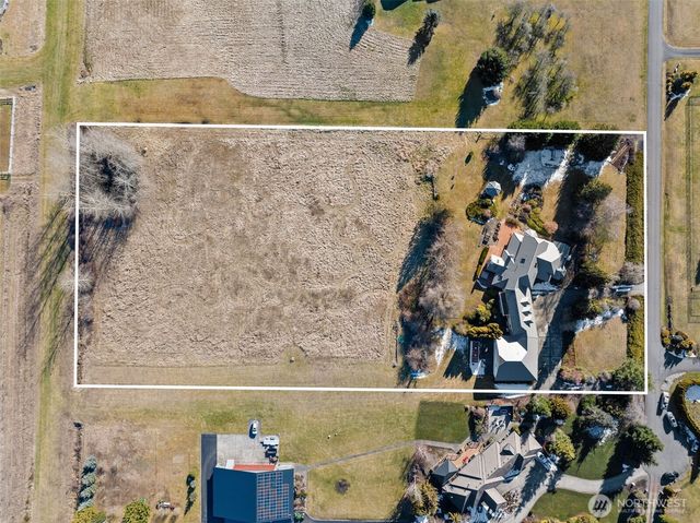 8115 224th Avenue E, Buckley, WA 98321