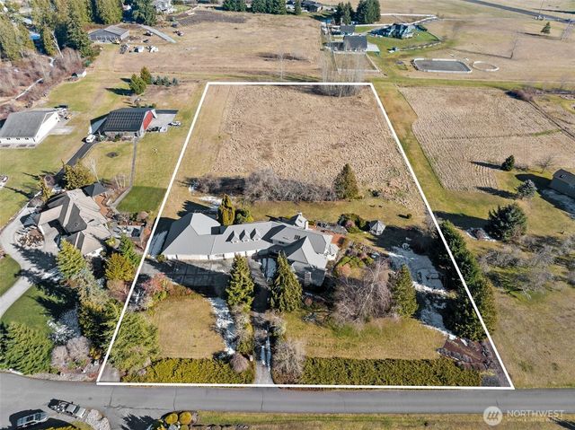 8115 224th Avenue E, Buckley, WA 98321