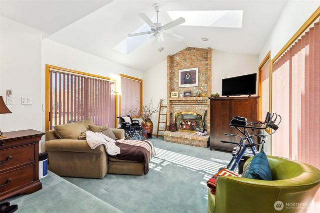 8115 224th Avenue E, Buckley, WA 98321