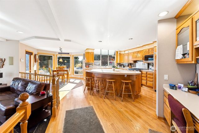 8115 224th Avenue E, Buckley, WA 98321