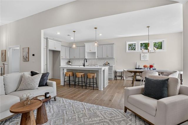 503 NW 110TH Street, Kansas City, MO 64155