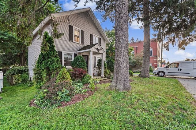 25 South Main Street, Holland, NY 14080