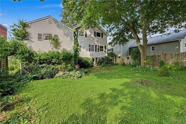 25 South Main Street, Holland, NY 14080