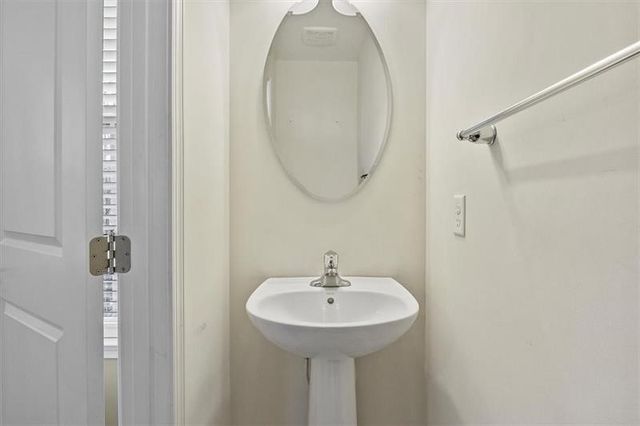 1922 Georgetown, Franklin Park, PA 15143