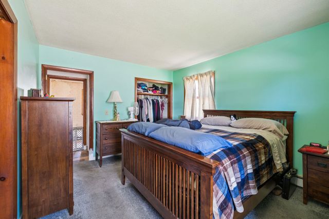 794 South Main Street, Newport, NH 03773