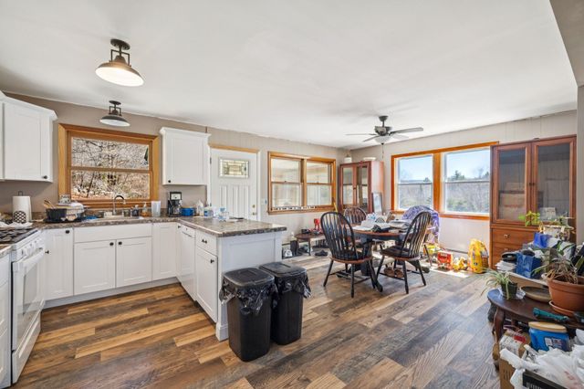 794 South Main Street, Newport, NH 03773